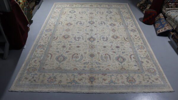 (Stock #CH-879) – Size: 423X302 CM (13.8x 9.9FT)